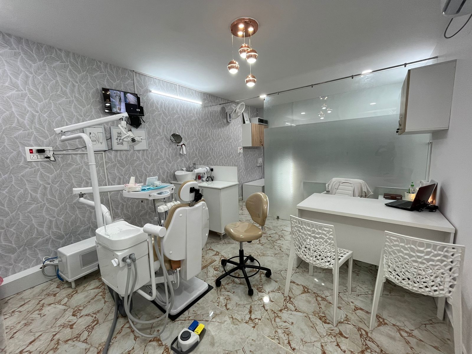 Modern dental chair at Shwasa Mitra Dental Clinic Bangalore